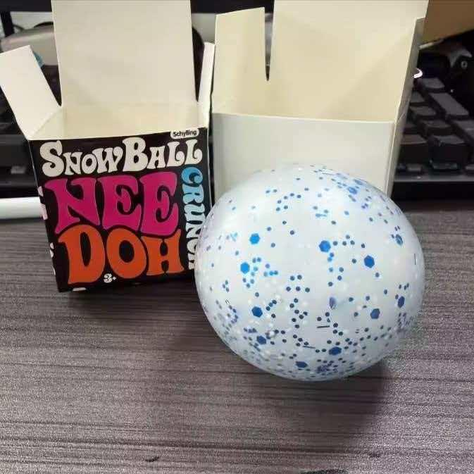 Crunch Ball Nee Doh